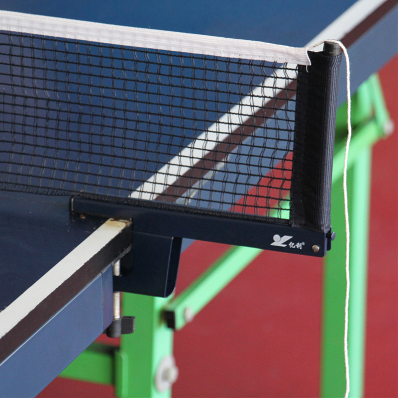 Table Tennis Online - 簡単設置卓球ネット（支柱付き） - ポータブル卓球ネットセット、調節可能なクランプ、テーブルの厚さ1.5cm～7cmに対応