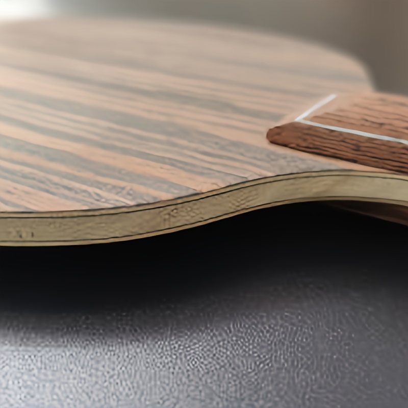 黒檀製卓球ラケットブレード、高速攻撃設計、5ウッド+2カーボ - Table Tennis Blades のレビューと価格